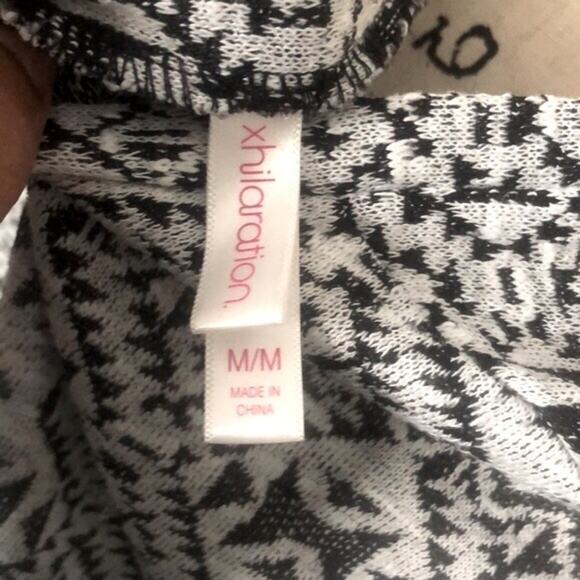 Xhilaration Aztec print Boho Cardigan Size Medium - Picture 5 of 6